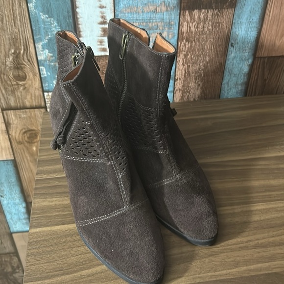 Lucky brand 8 leatherr zip ankle boots - Picture 8 of 14